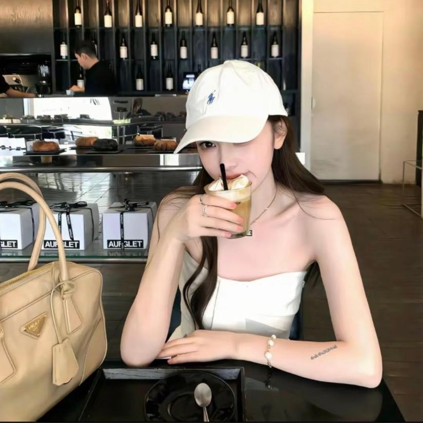 少少少一甜