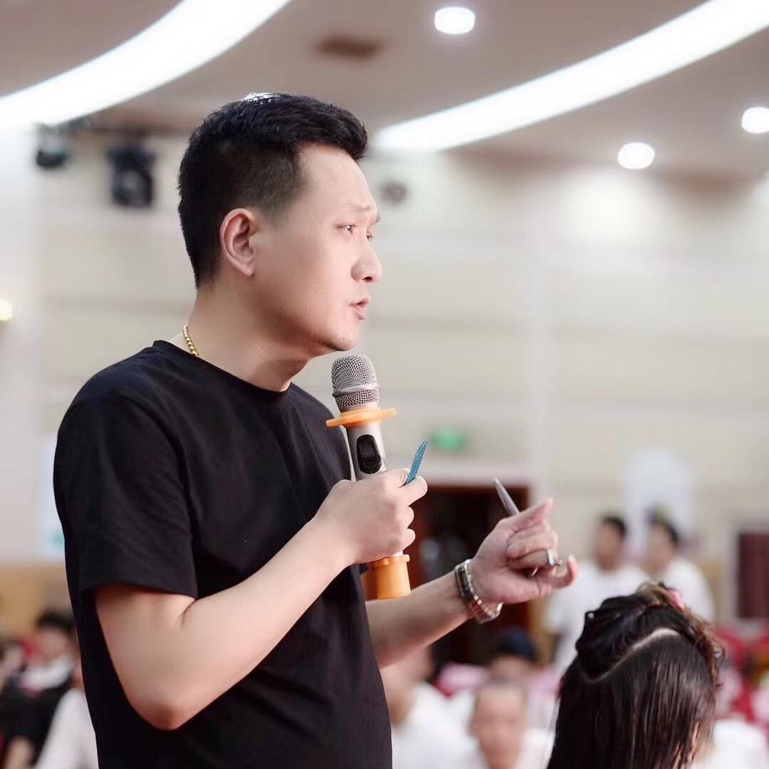白先生烫发—新达锘