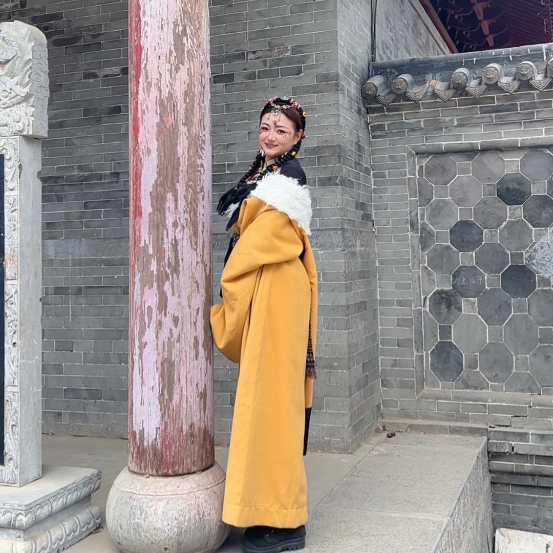 兔兔爱吃蓝莓🫐