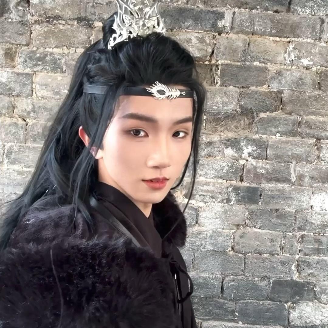 醋炖肉(50万粉女装)