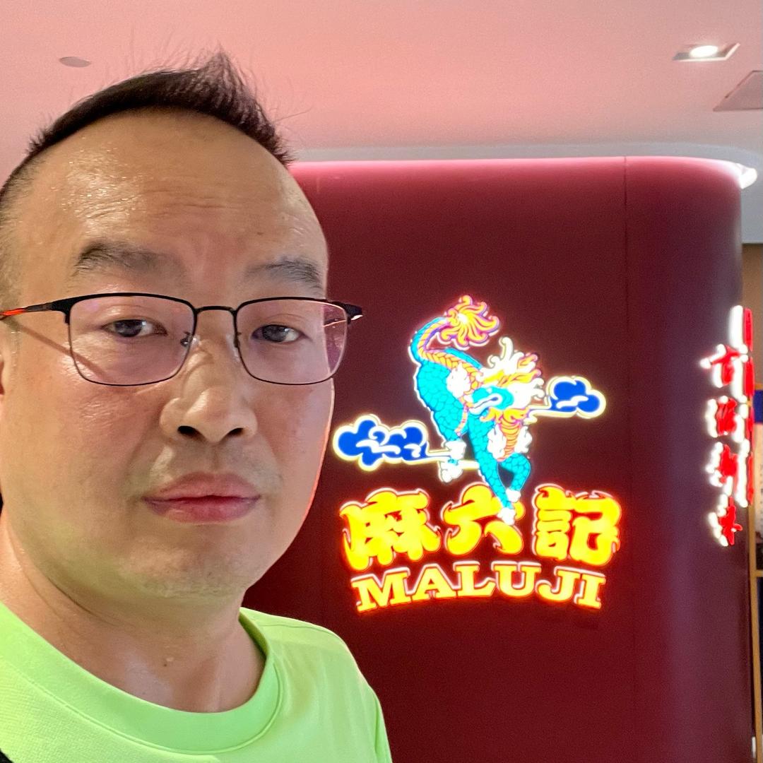 哦啦啦。。。。