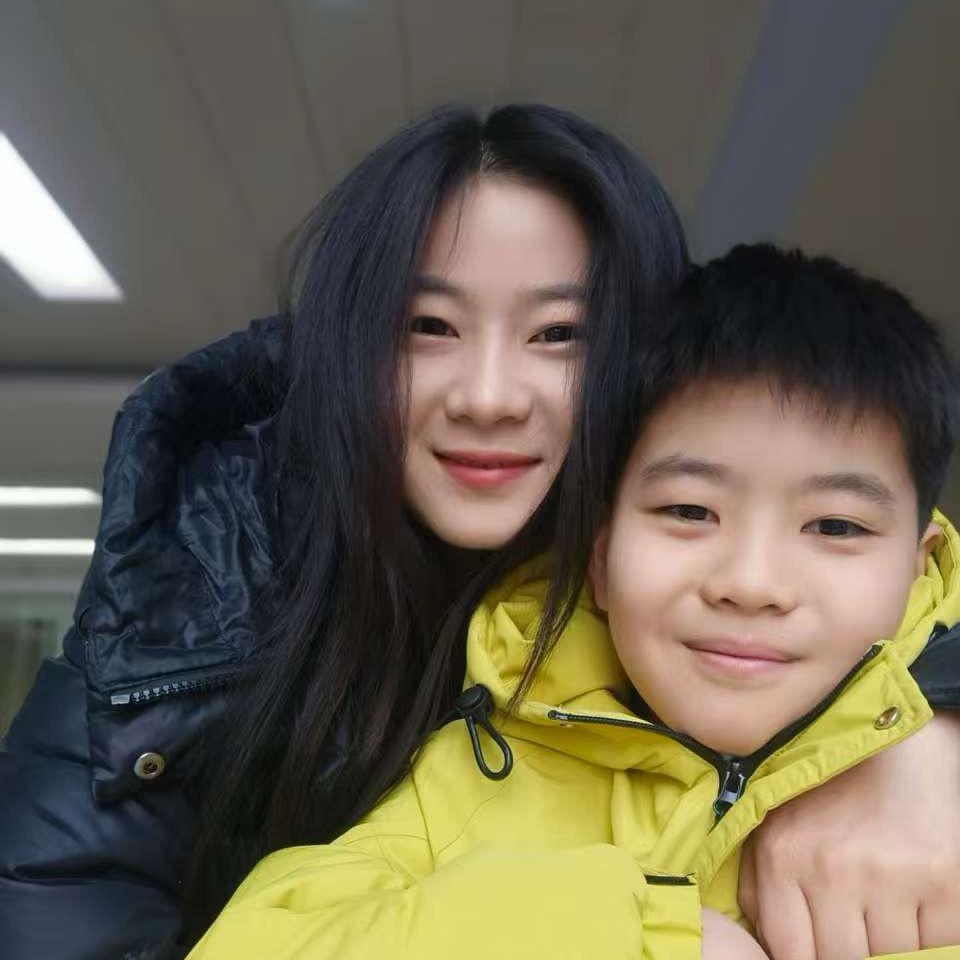 李小妹儿和浩哥