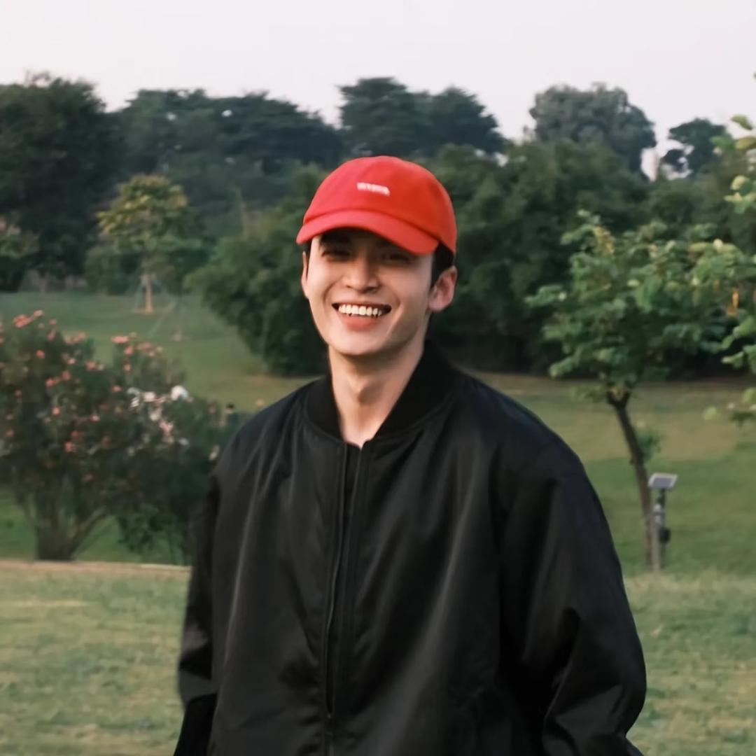 旺旺吃雪饼 💭