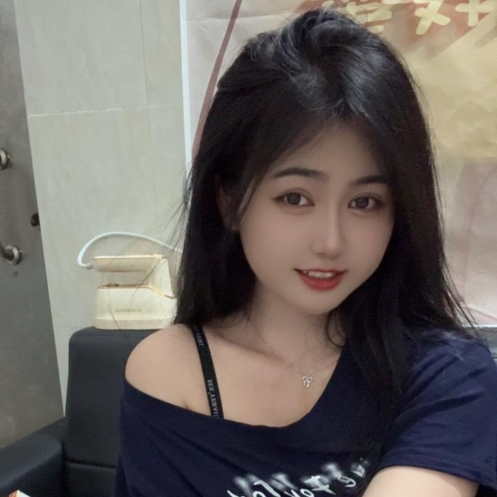 莹莹吖