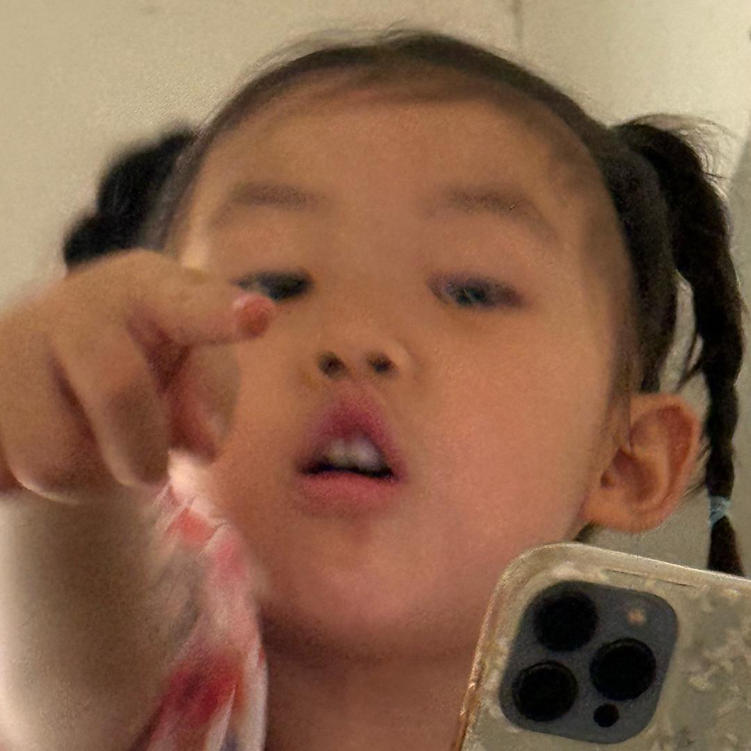比个耶  studio