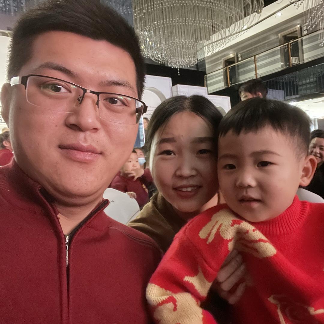 李杨车灯