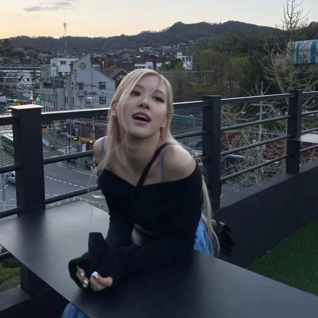 ￴￴￴ ￴ ￴ ￴ ￴