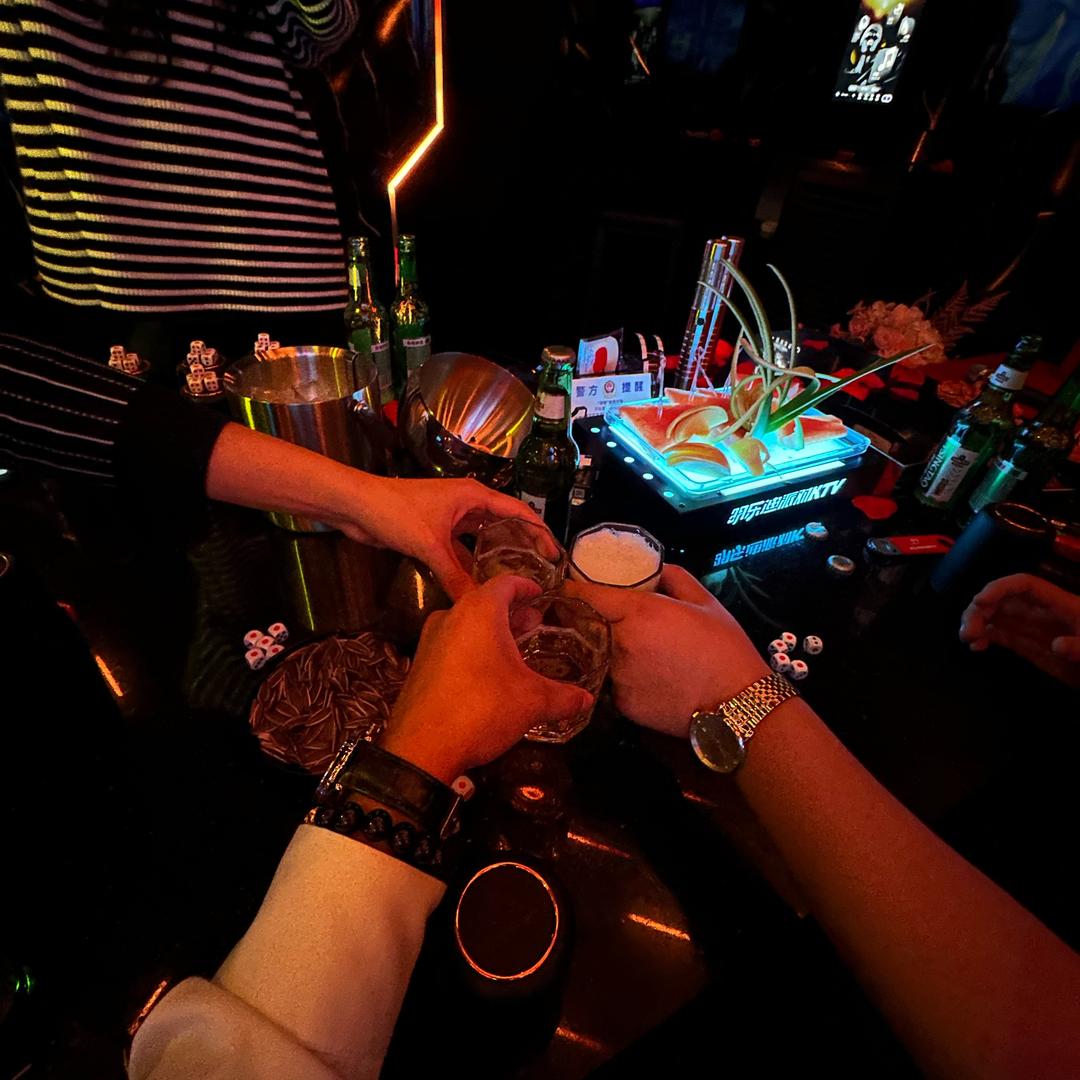 王铭轩明乐迪KTV(溧水万达店)