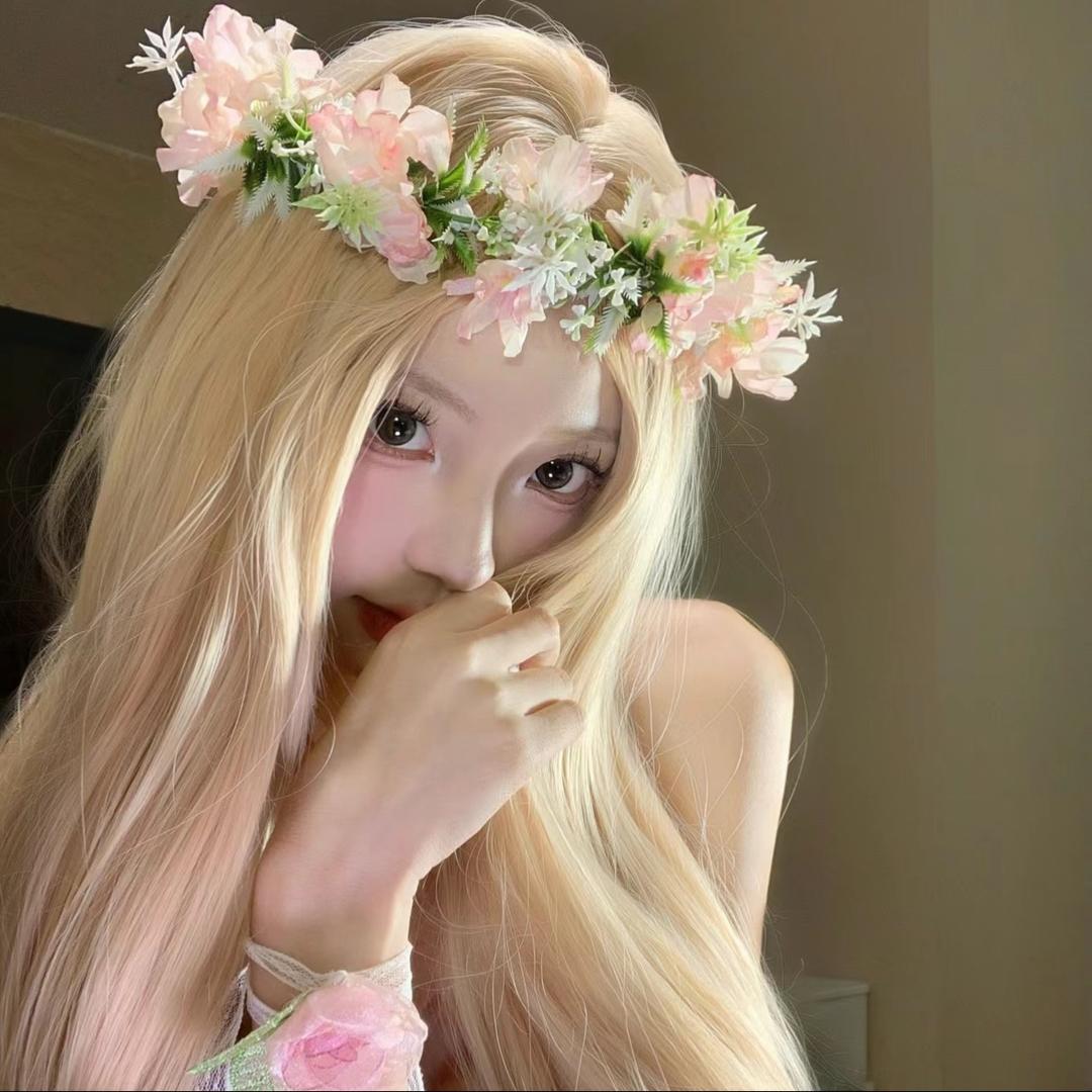 彤彤
