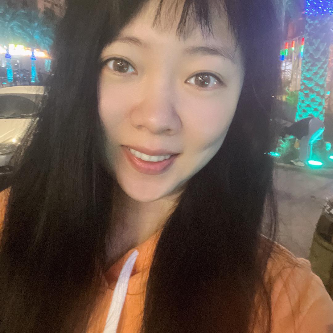 身高177的小圆脸