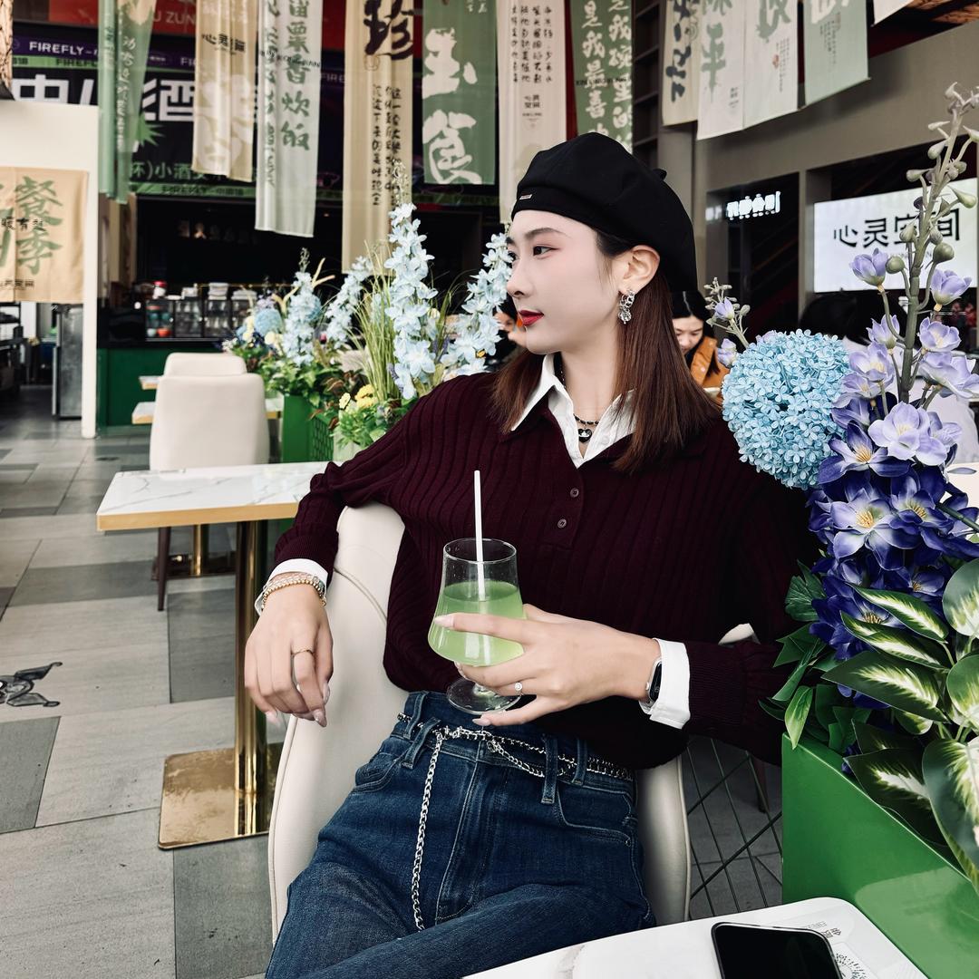 小何盈盈盈吖