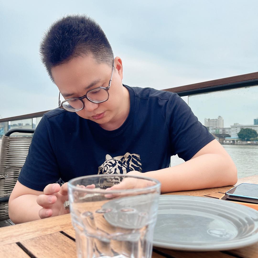 张哥护肤品贴牌