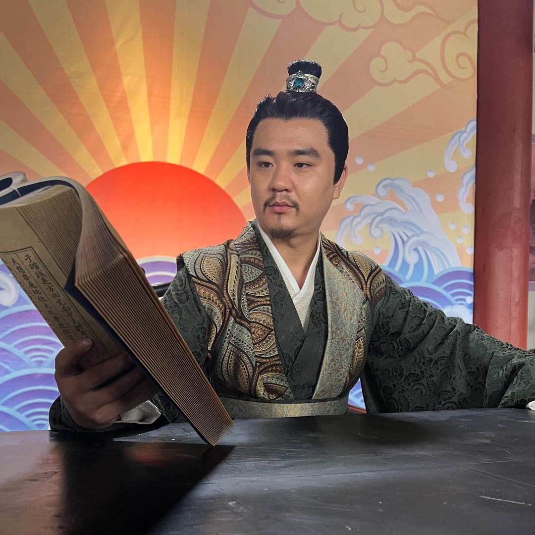 演员曾庆祥