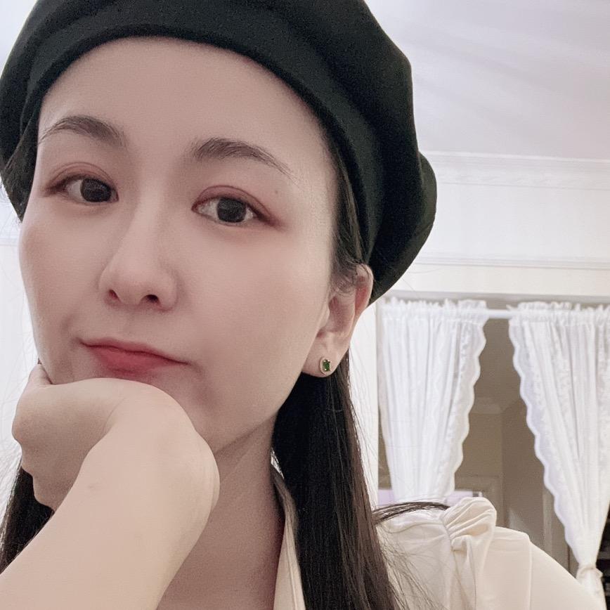 莹莹和你一起追剧