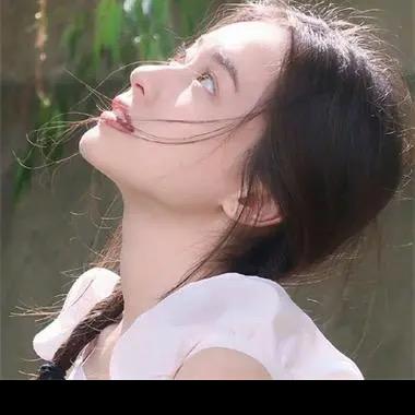 @俏皮小姐姐