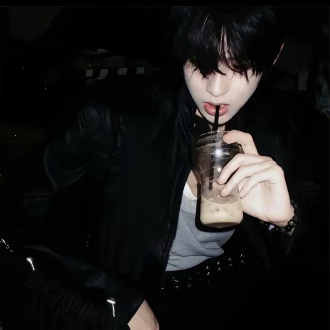 @  ￴￴￴  ￴￴: ￴  ￴￴￴