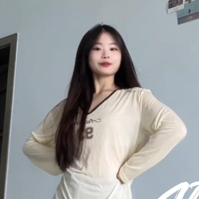 雀斑少女有梨涡