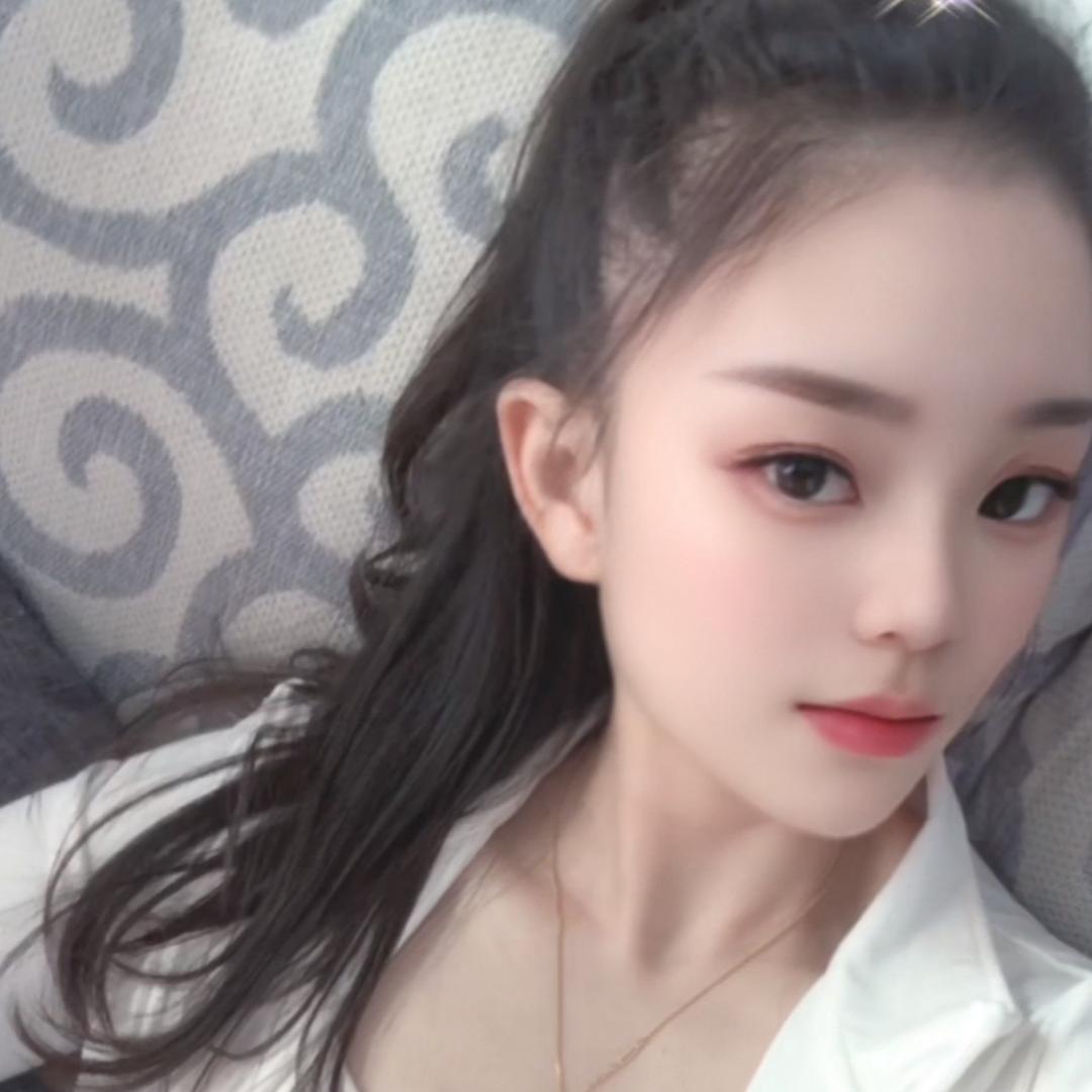 小&薇