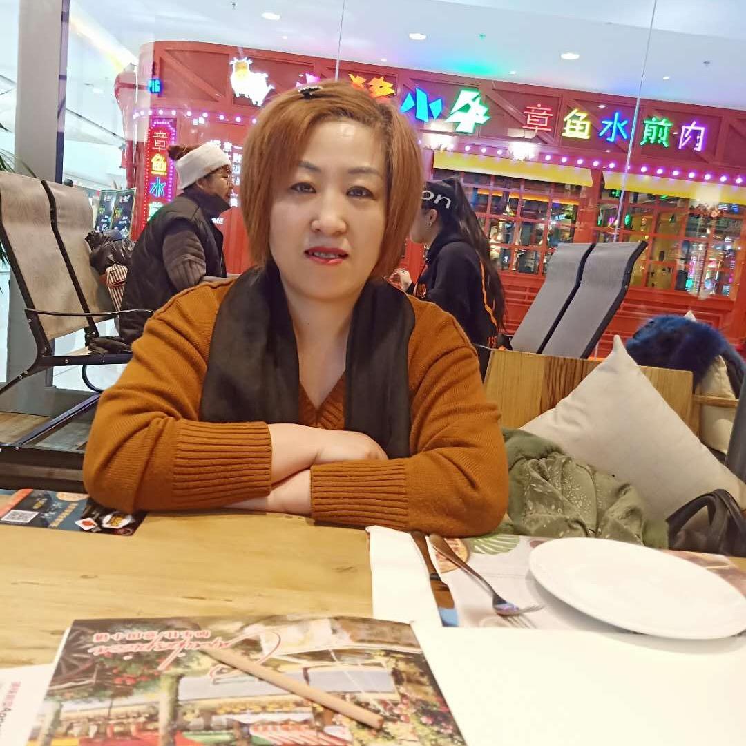 罗玲。鸿发农机商店