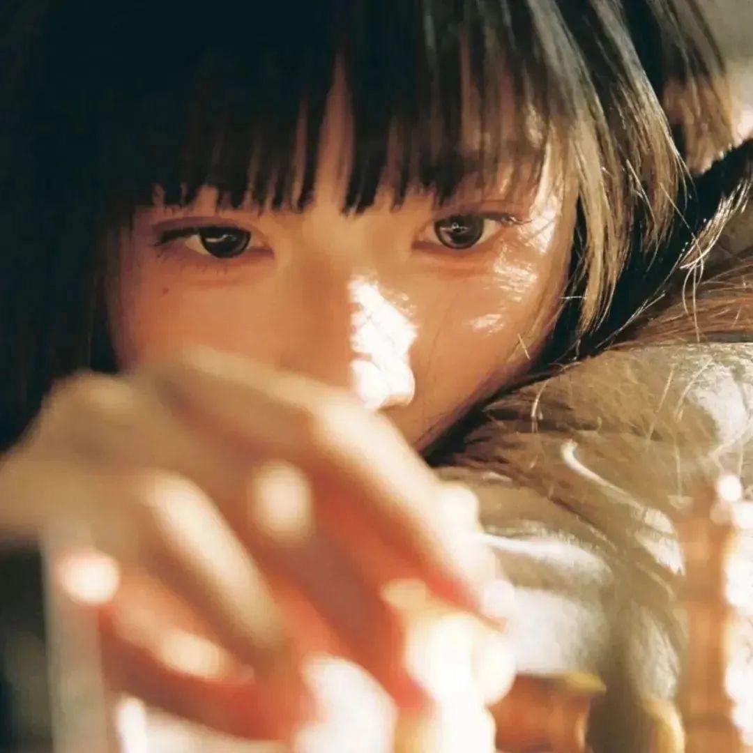 悲伤柳柳