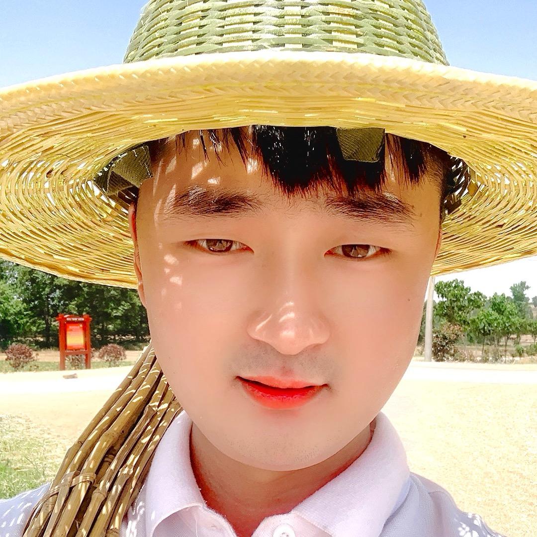 开卡车的肉肉吖🌈