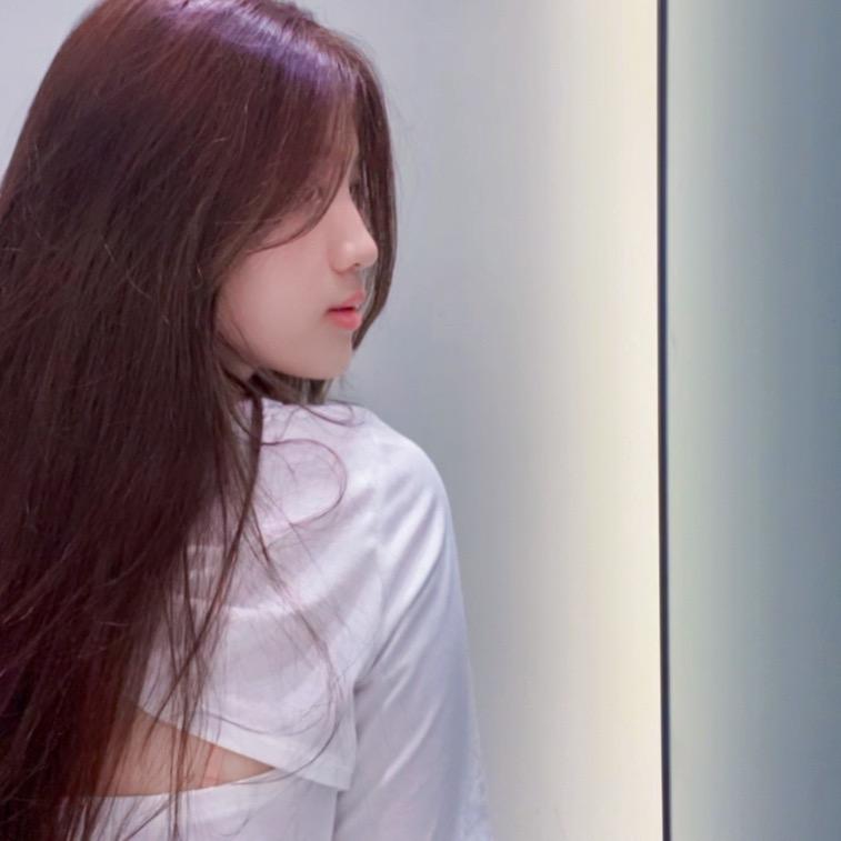纯纯