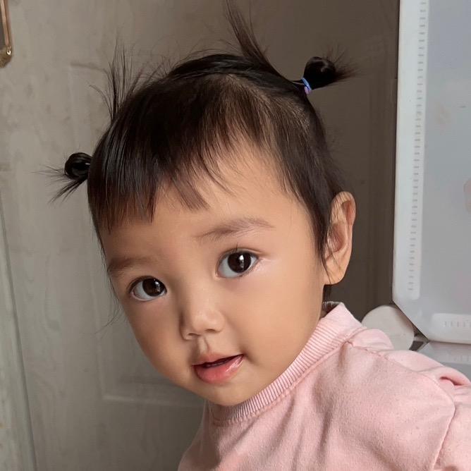 小尾巴、