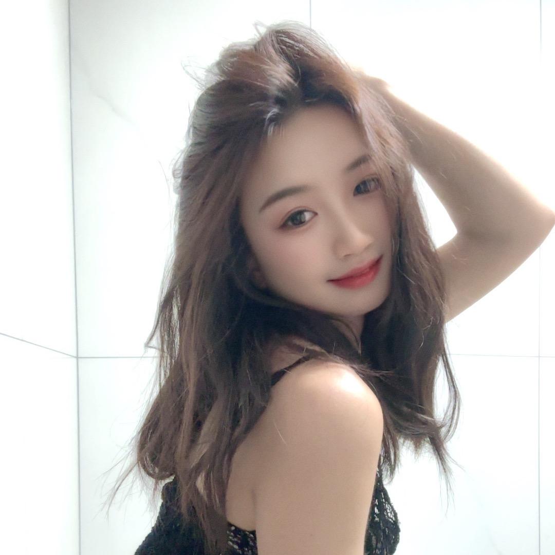 小曼