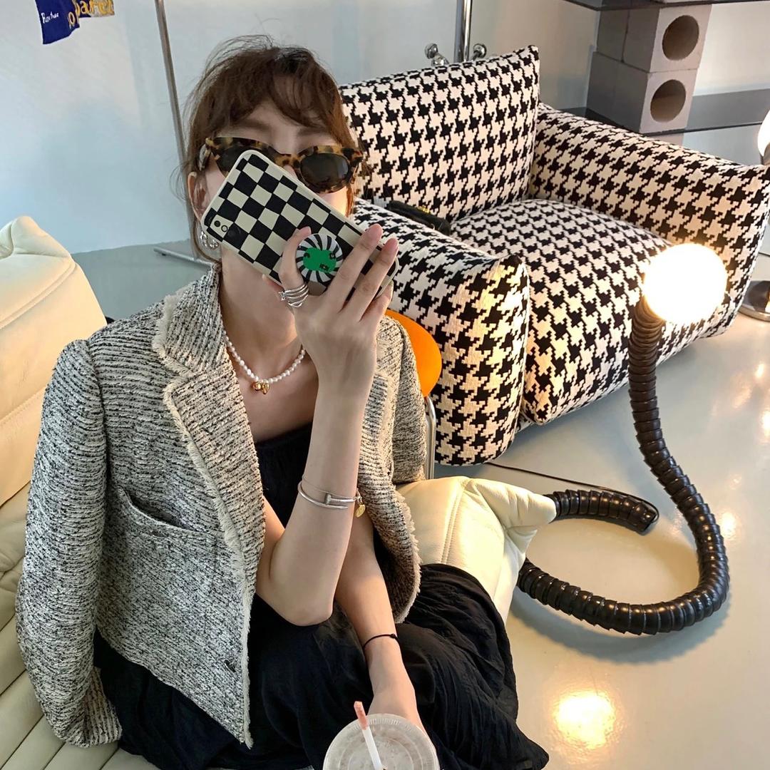 香香_只会做鞋子