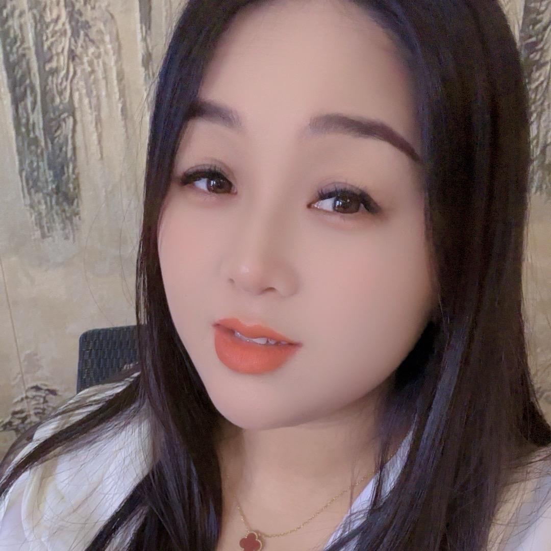 爱笑的女孩
