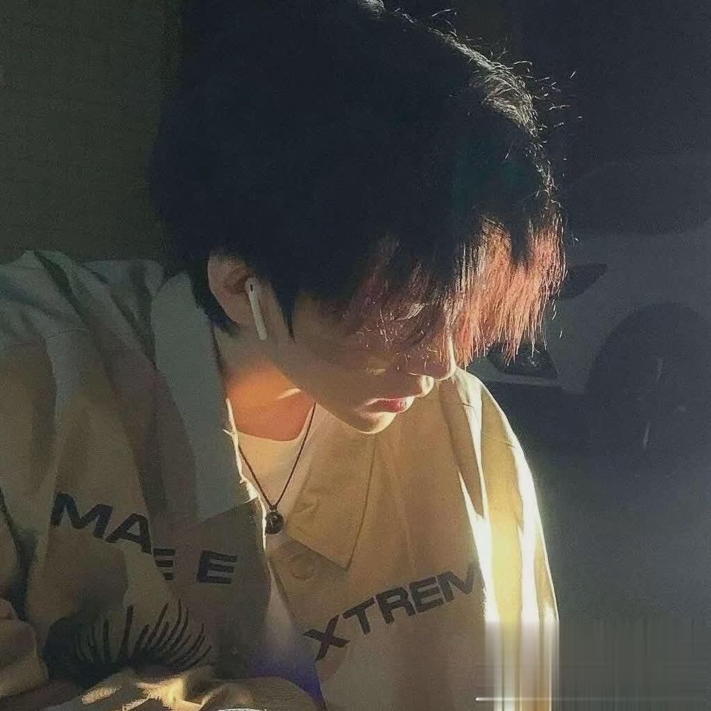 忆默推文