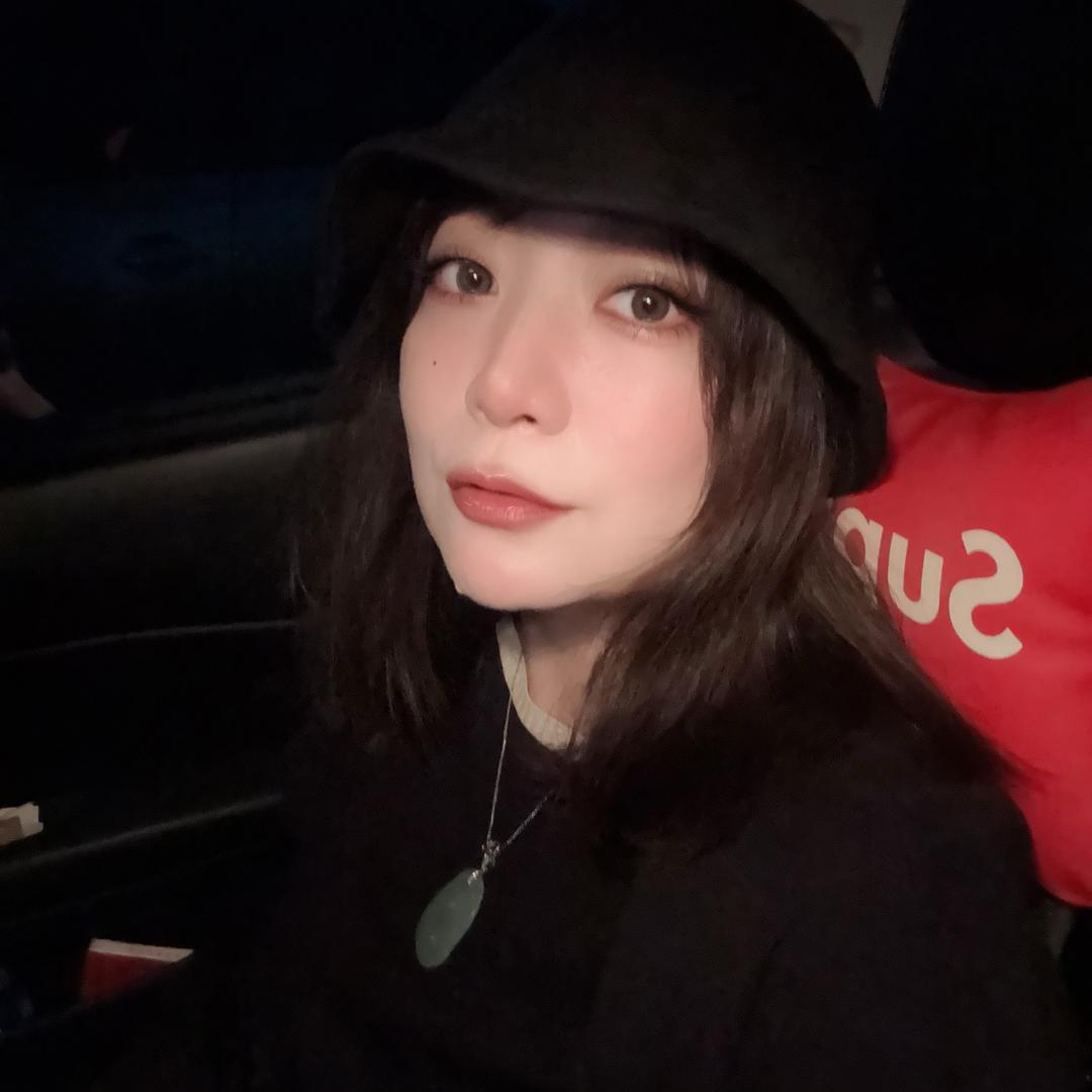 無鱼鳞比-Mandy