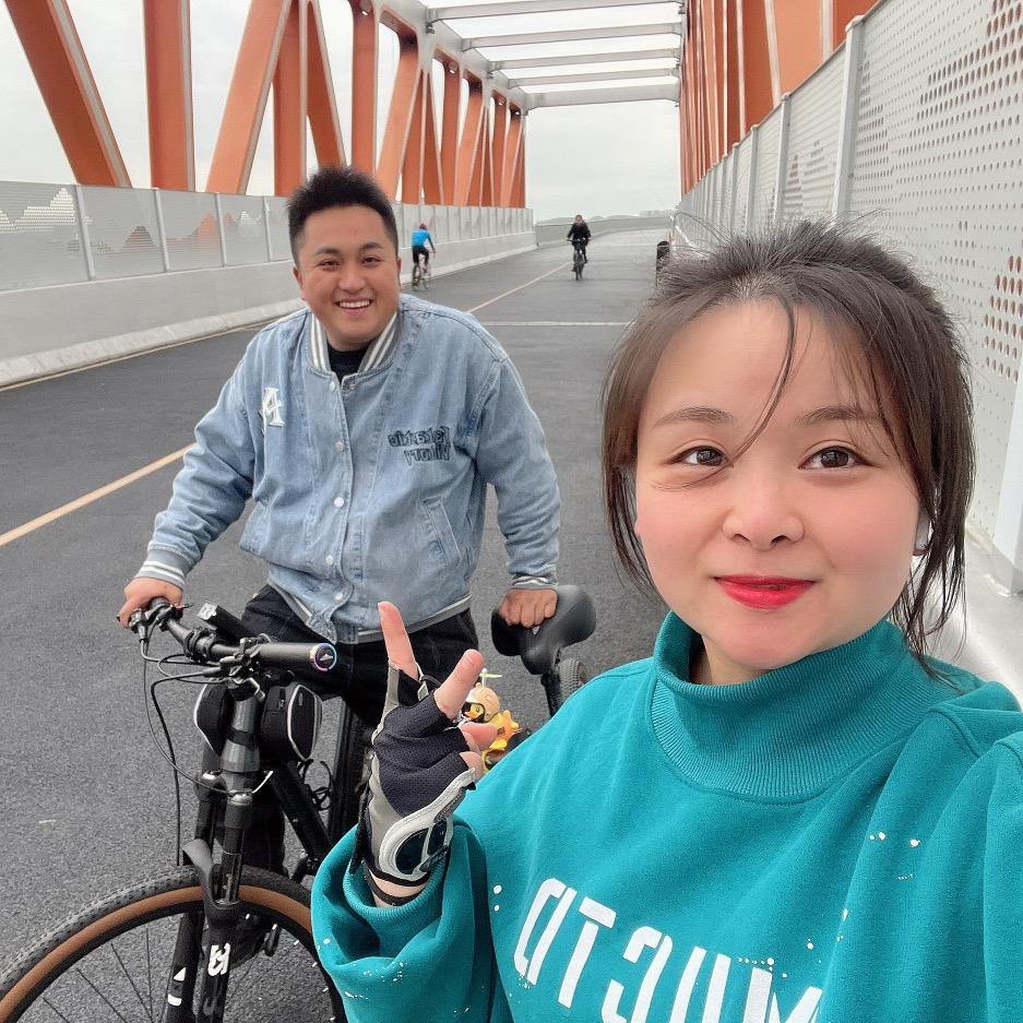 小小洁
