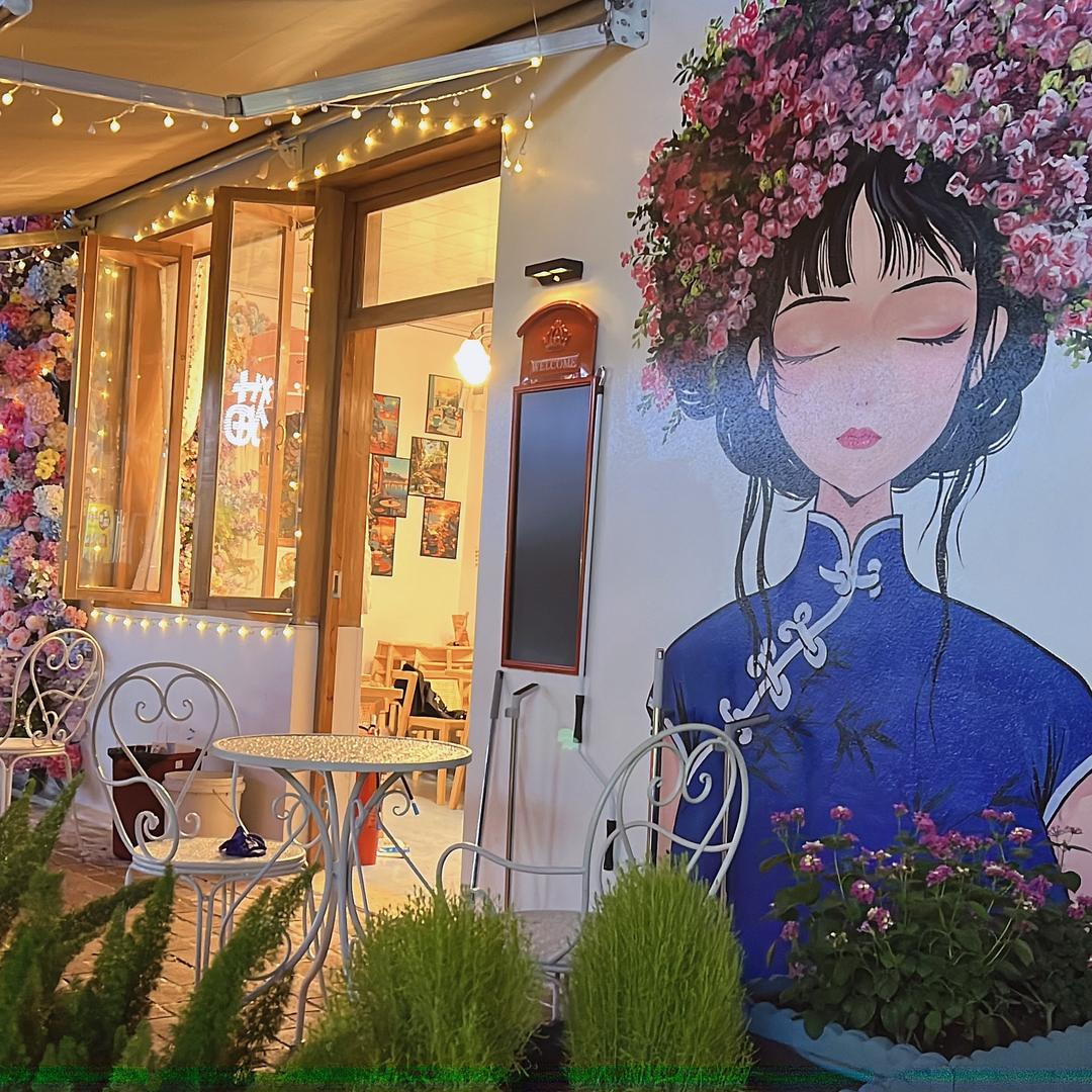 穷鬼漂亮饭官方号