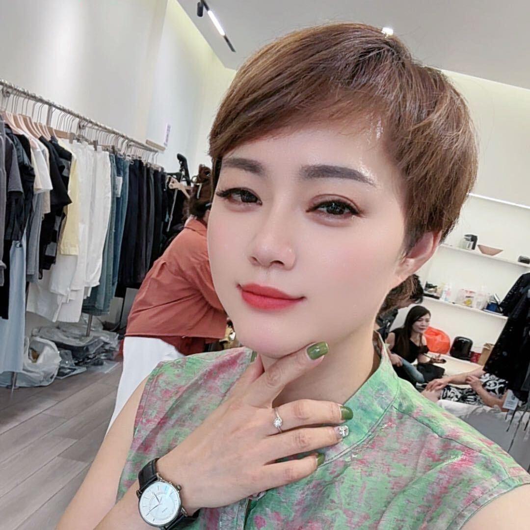 奉新专业租房中介小罗包租婆