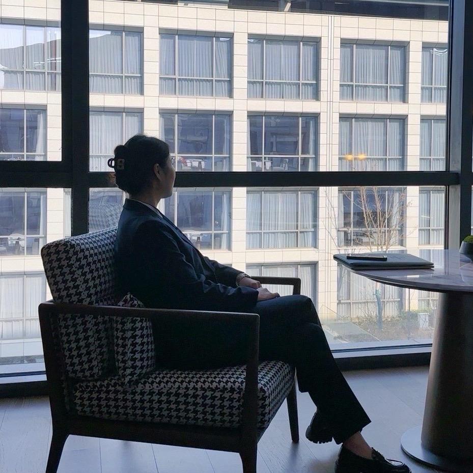 日立中央空调邵青