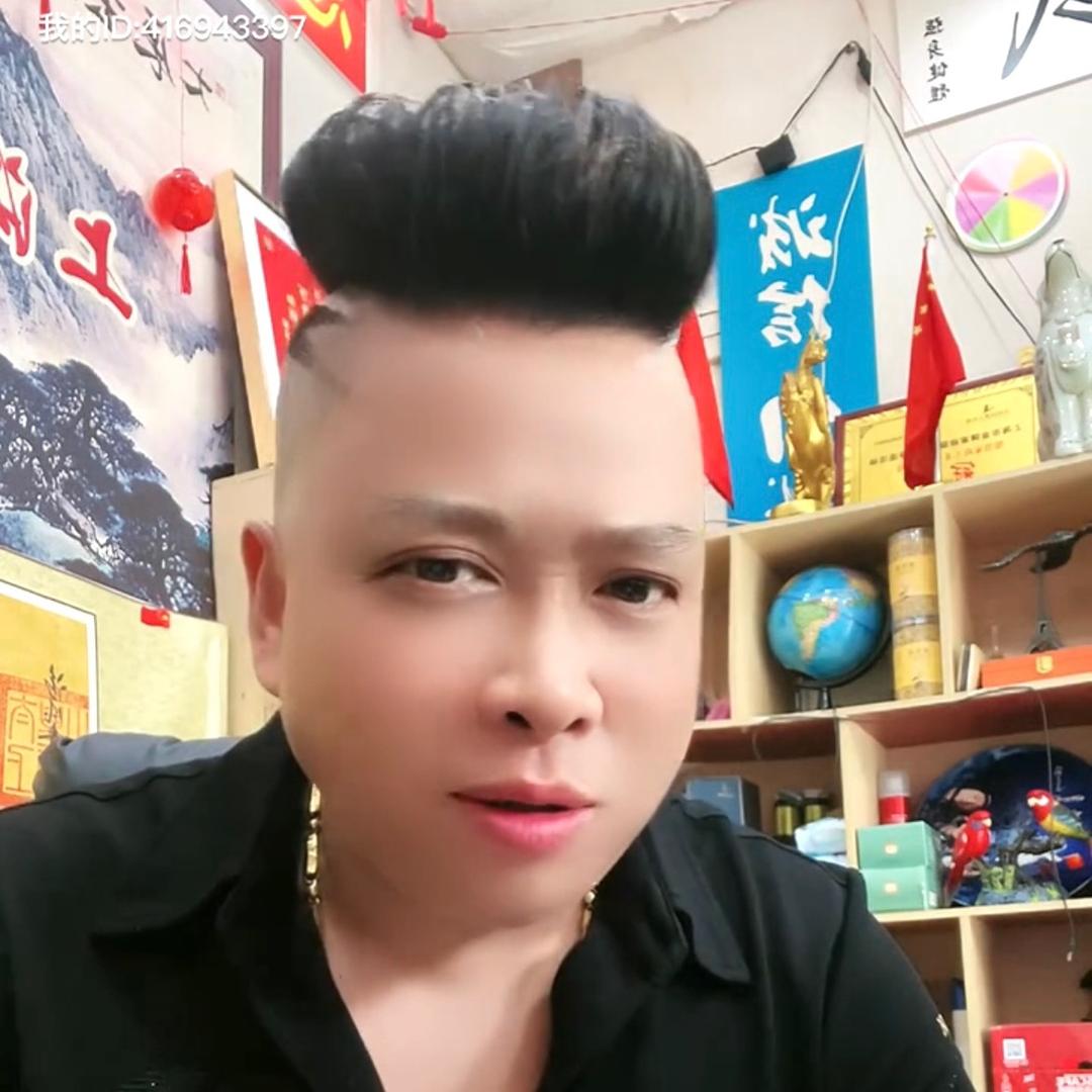 上海龙焱劳务派遣有限公司王先生