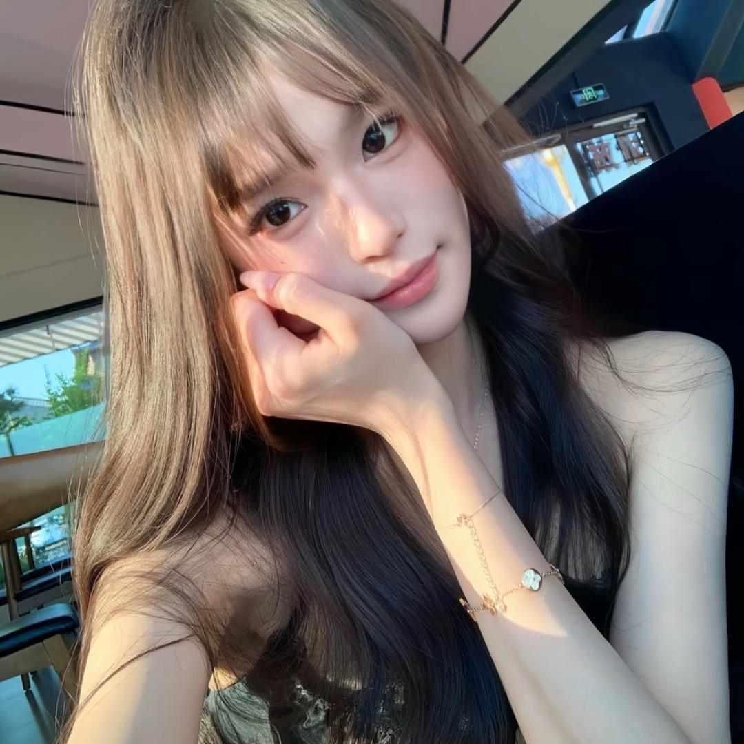 混过社会卖过萌