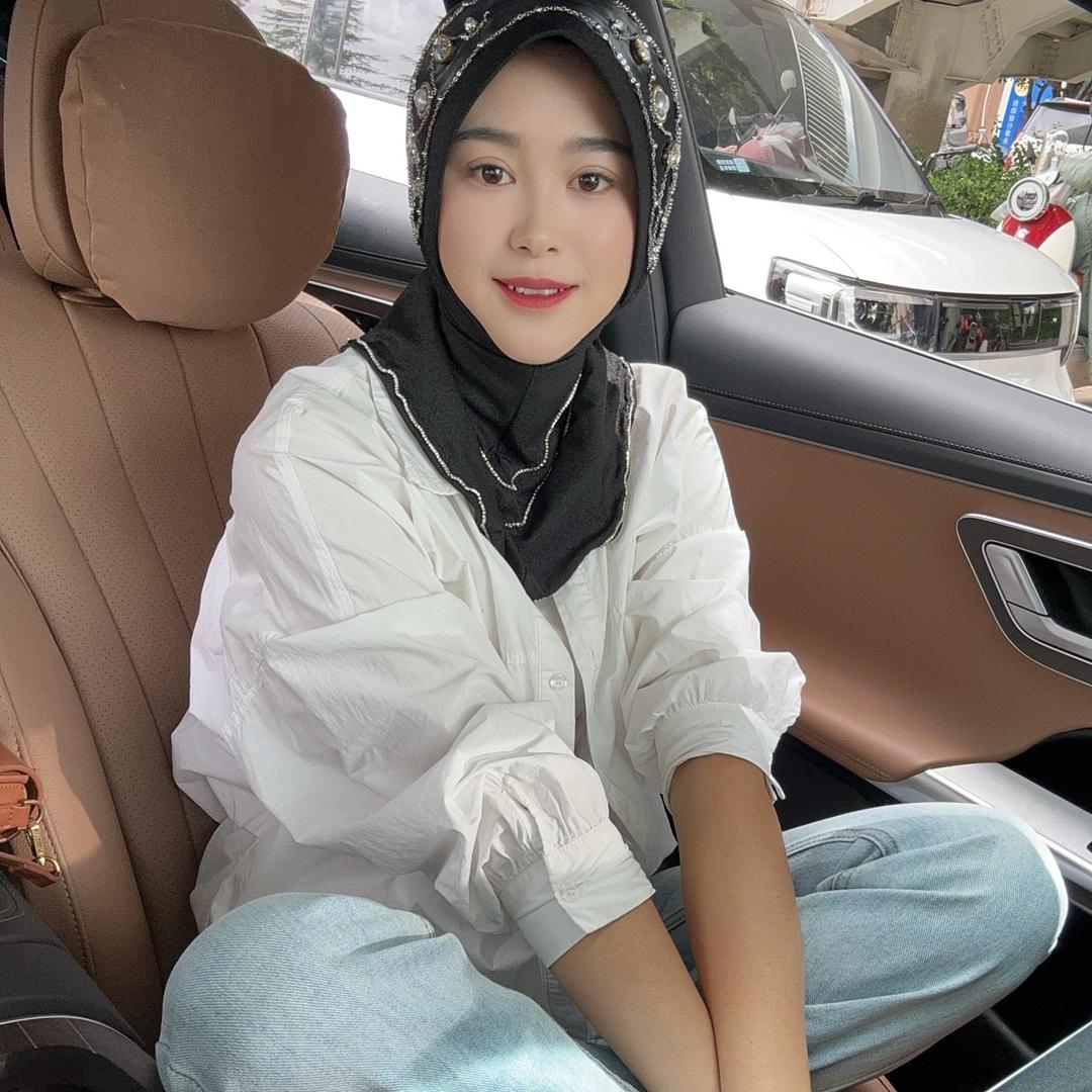 不脱妆粉底液马宇