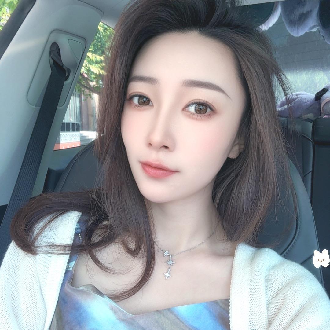 A_ 🌸      Jaime。