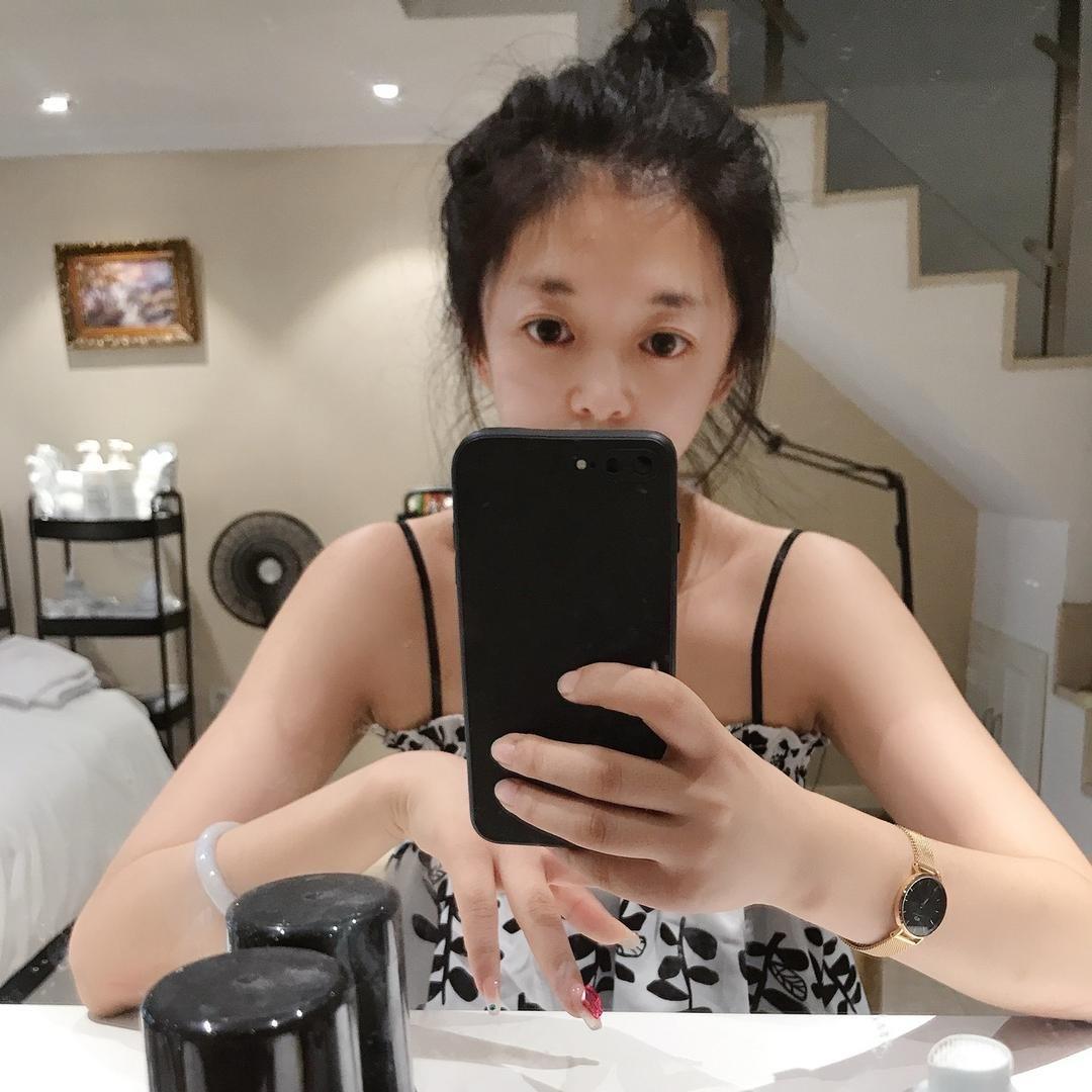 小群少爷小小号