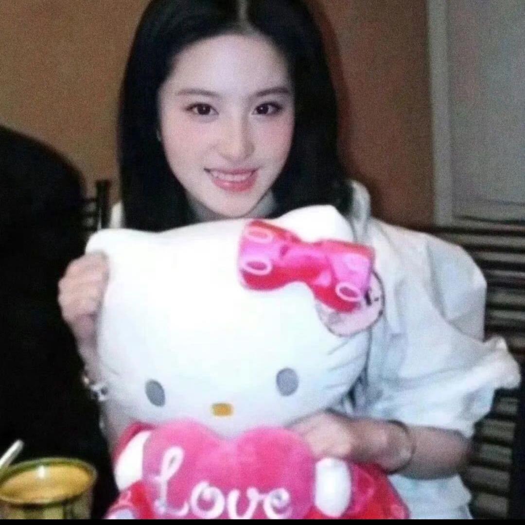 我只是个美女罢了