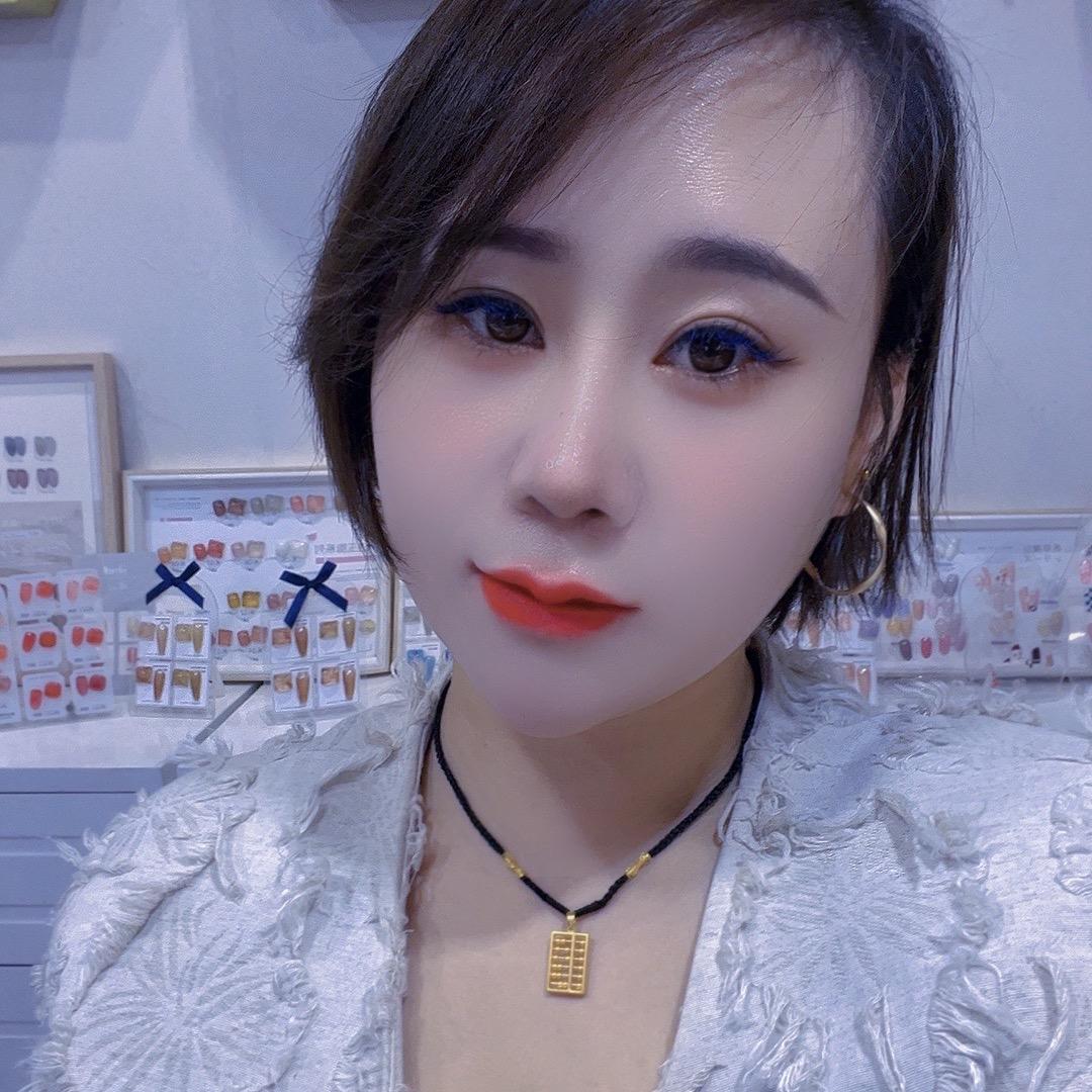 请叫我女王大人