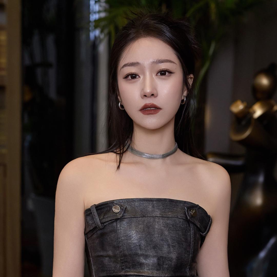 魅妆婚纱化妆师楠楠