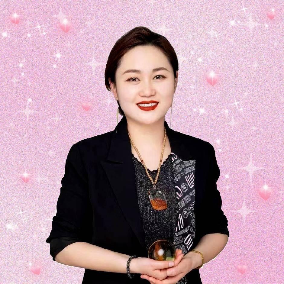 阅美化妆品老板娘