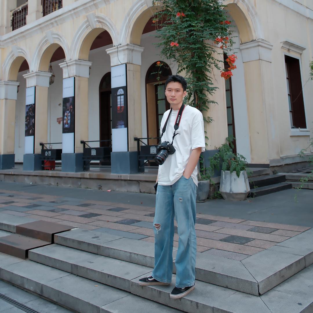 姚老师不是老师