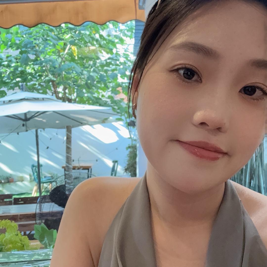 不吃鱼的李李