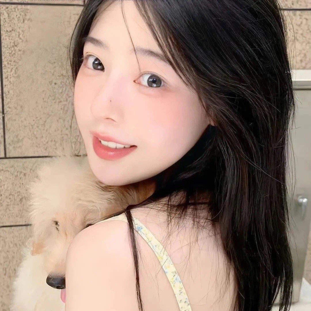 爱笑