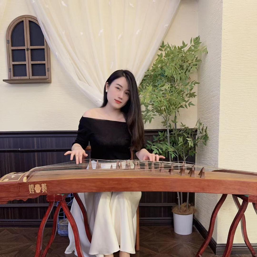 利辛束妮美