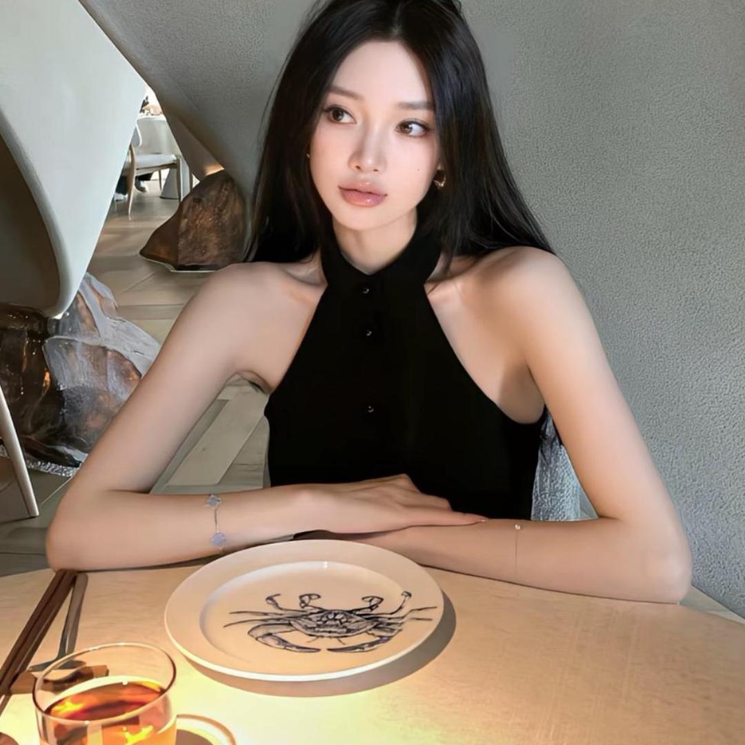 萱萱^